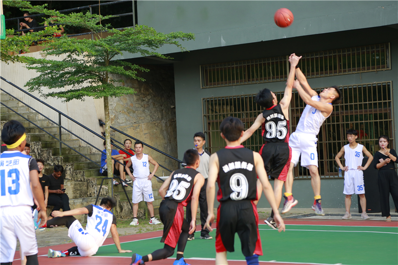 6、球員遠投精彩瞬間