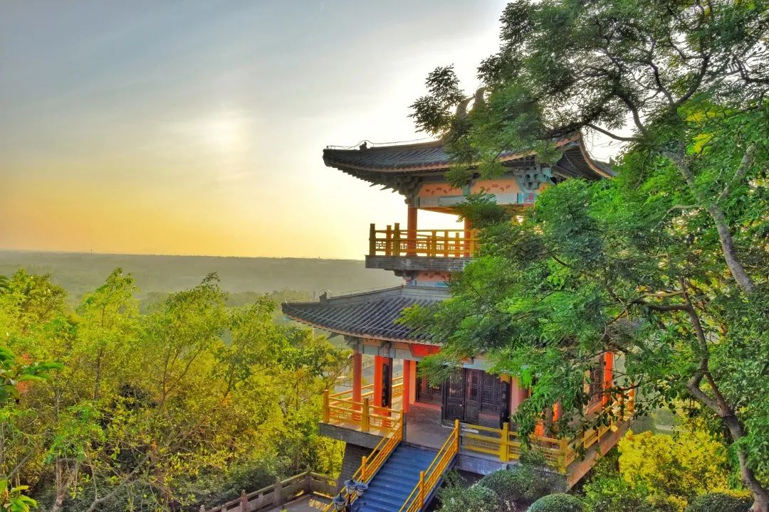 海南文筆峰盤古文化旅游區